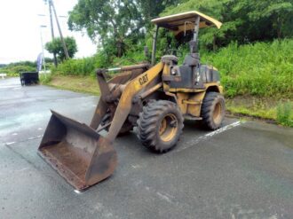 CAT 902B WHEEL LOADER