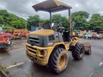 CAT 902B WHEEL LOADER